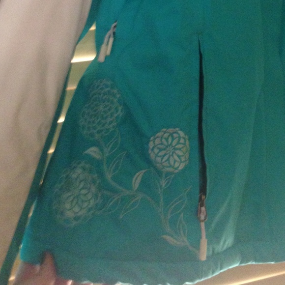 Orage Snowboarding Coat - Picture 2 of 4